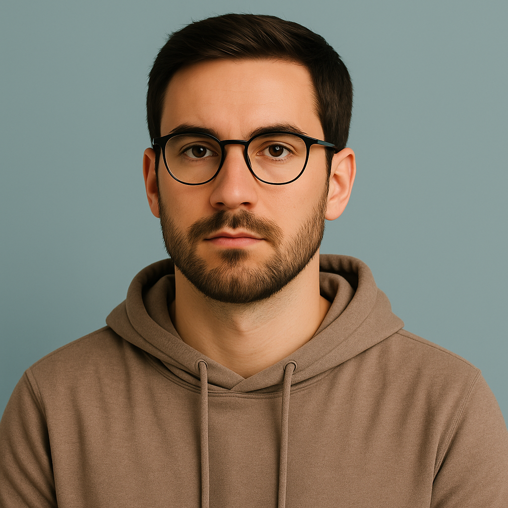 ex-Контент-менеджер